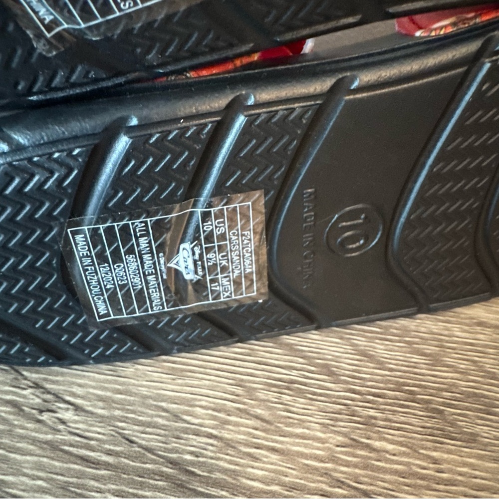 Disney Cars Lightning McQueen Sandals Shoes Size 10 Boys NEW Water Play Kachow - Picture 6 of 7